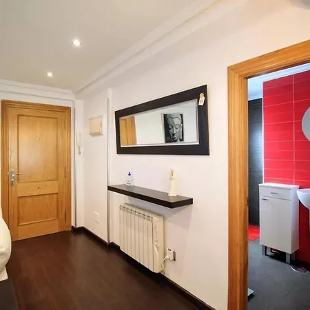 Nuevo 8 Minutos Ayuntamiento, 10 Catedral, Wifi Apartamento