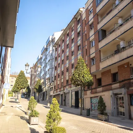 Apartamento Nuevo 8 Minutos Ayuntamiento, 10 Catedral, Wifi