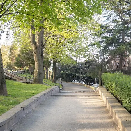 Apartamento Nuevo 8 Minutos Ayuntamiento, 10 Catedral, Wifi Oviedo